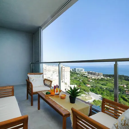 Sea View Tiho شقة *